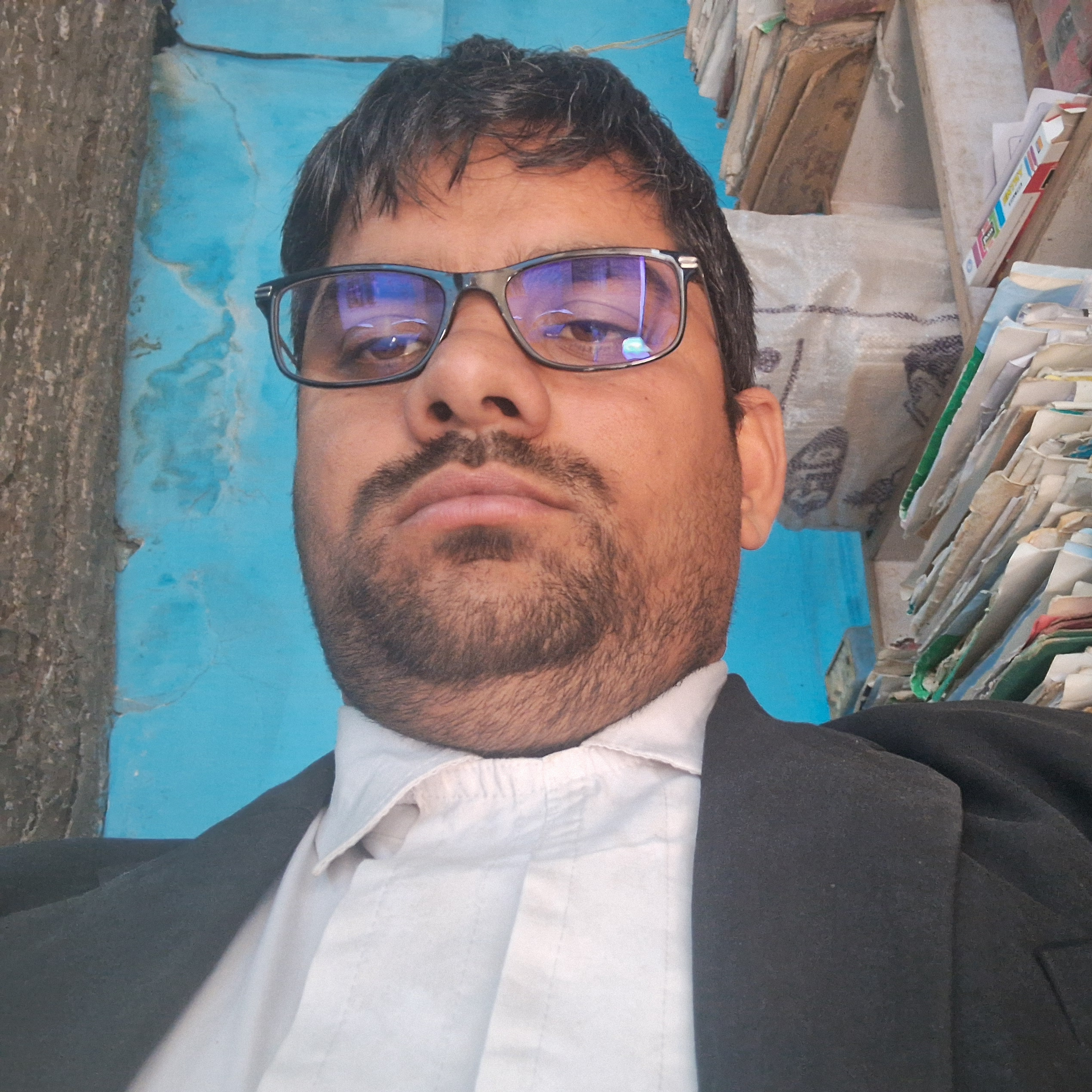 Advocate