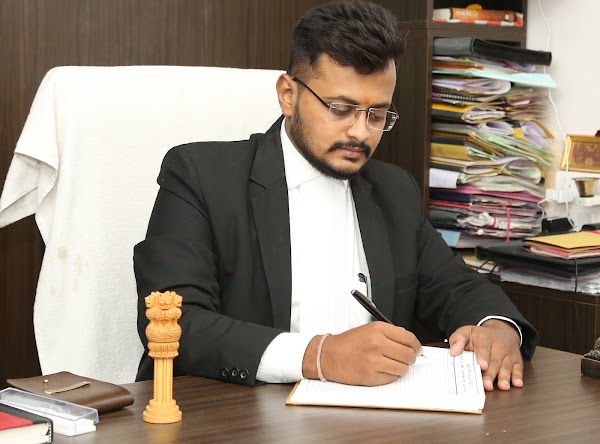 Advocate