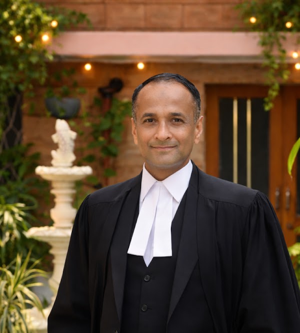 Advocate