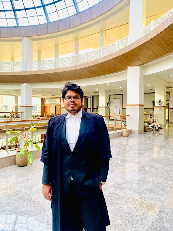 Advocate