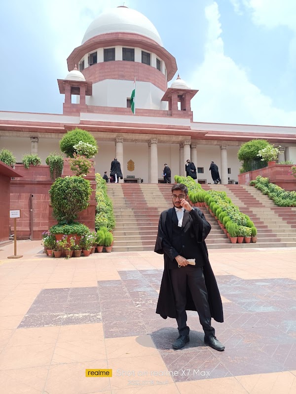 Advocate