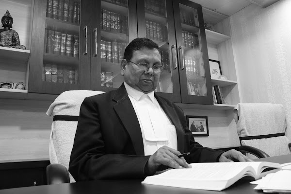 Advocate