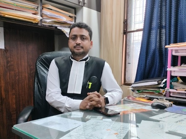 Advocate