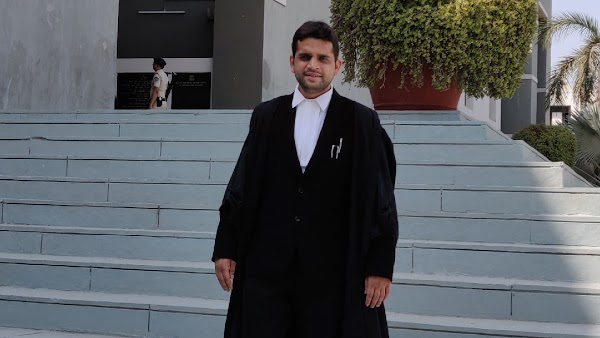 Advocate