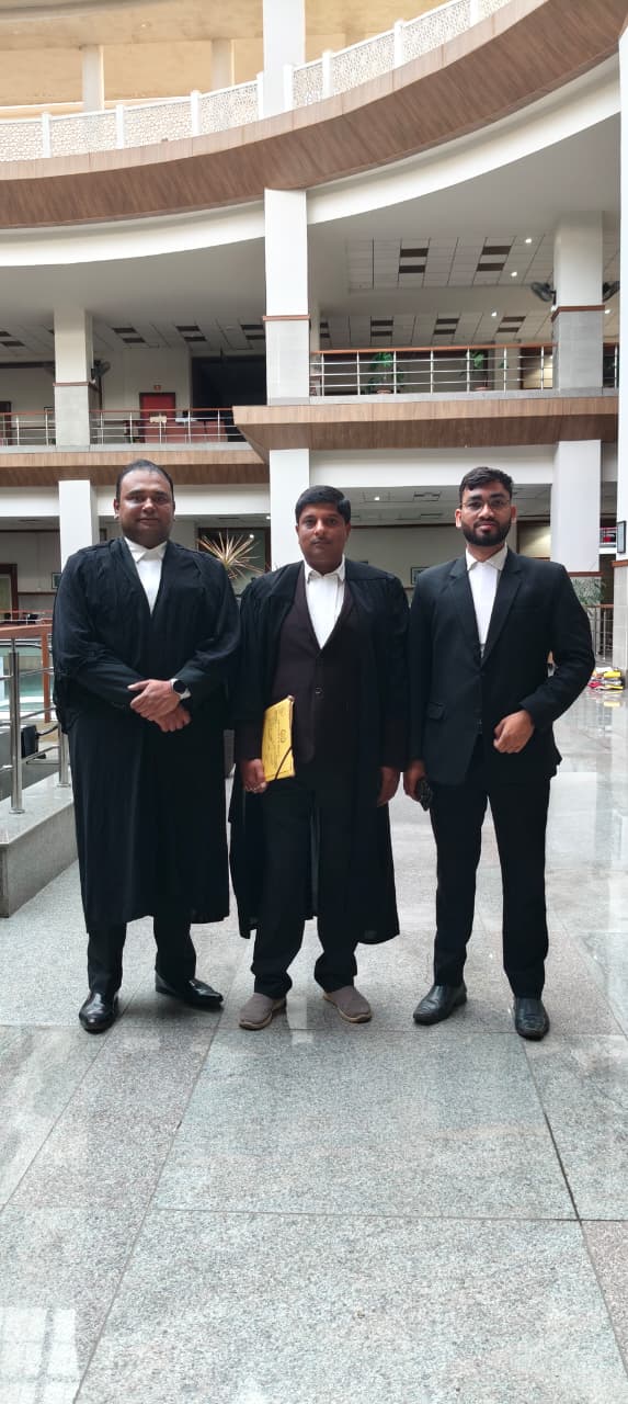 Advocate